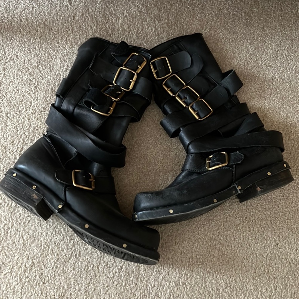 Amazing black leather Jeffery Campbell wrap boots